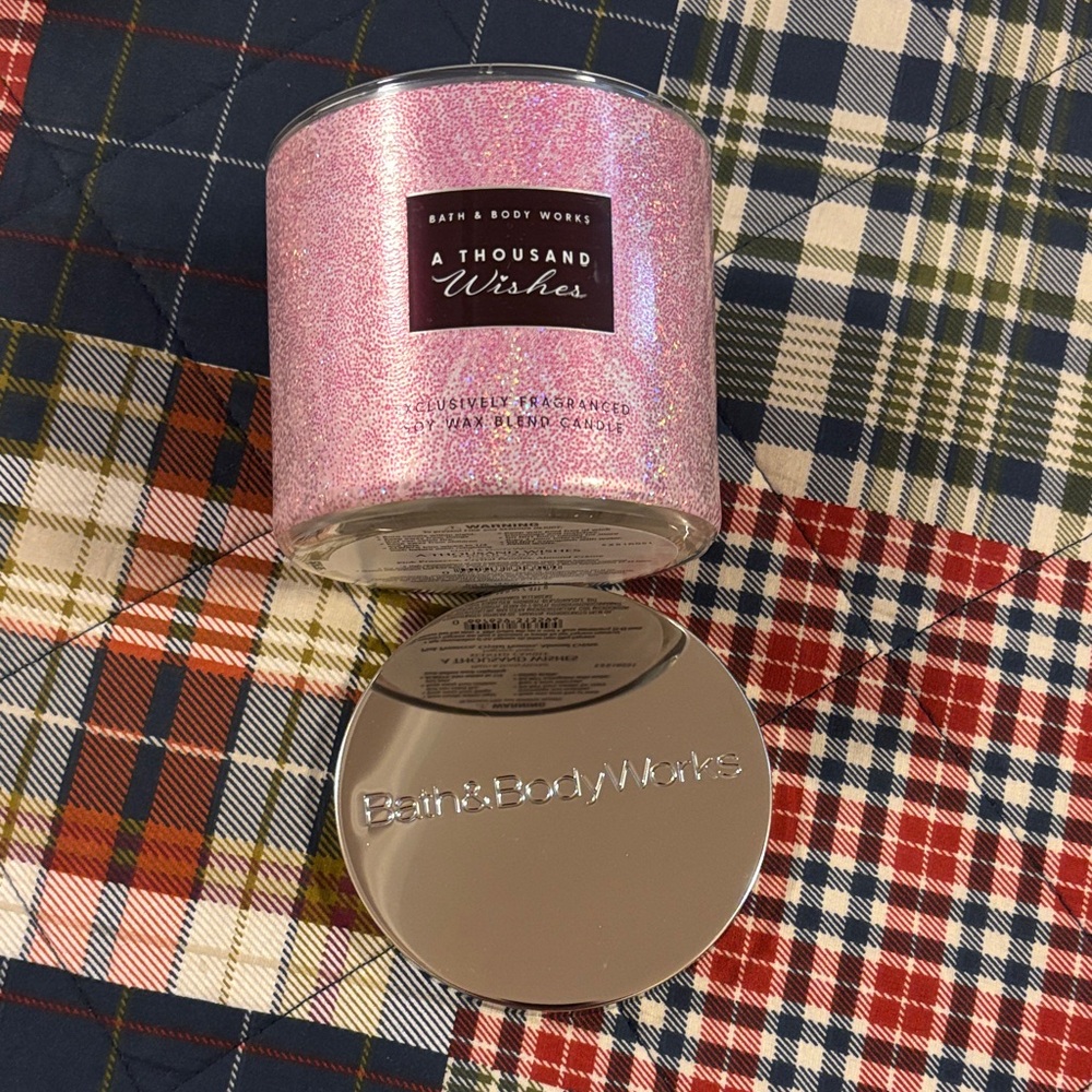 Bath & Body Works A Thousand Wishes Glitter Pink Candle